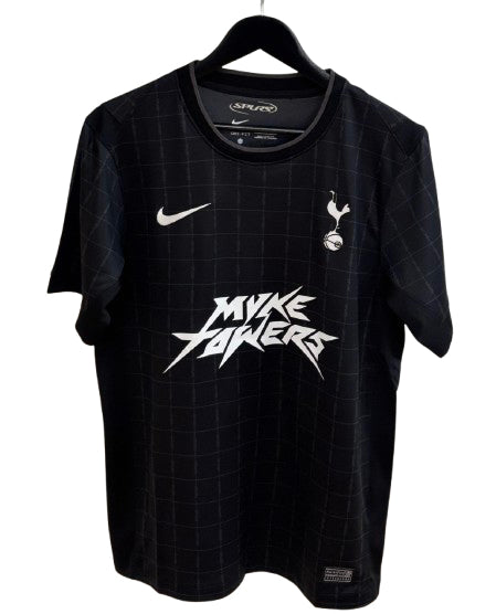 MYKE TOWERS ( LA PANTERA NEGRA ) X TOTTENHAM
